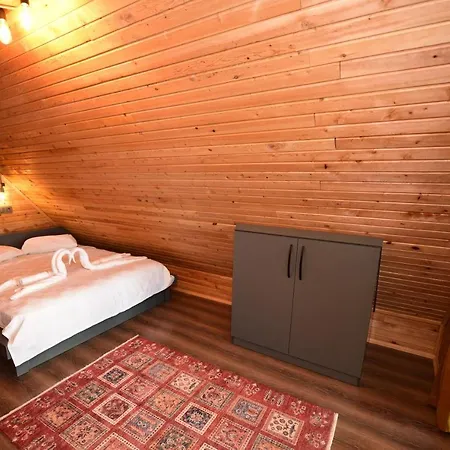 ırbeç Apart&bungalow Apart Otel *