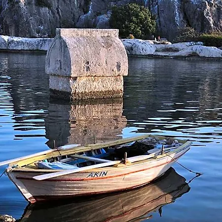 Aparthotel Irbec & Demre