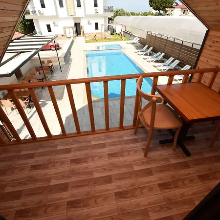 Irbec & Aparthotel Demre