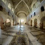 Irbec & Aparthotel Demre